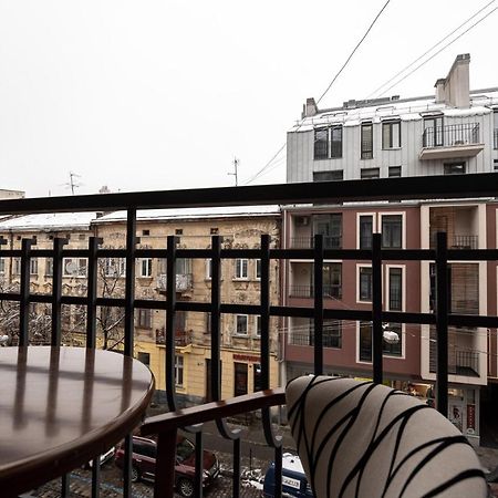 Comfort Apartment Лвив Екстериор снимка