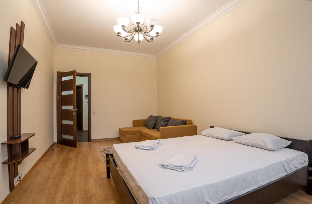Comfort Apartment Лвив Екстериор снимка