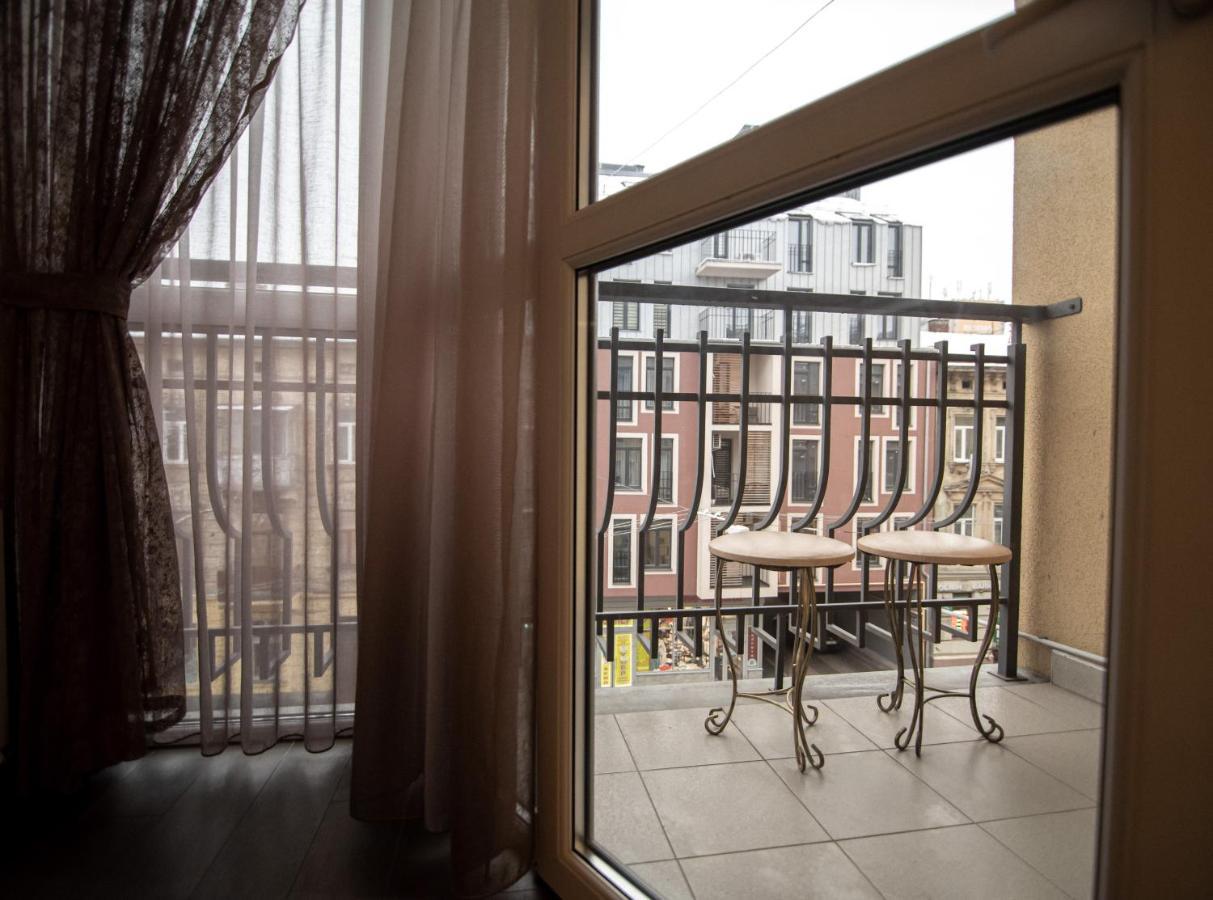 Comfort Apartment Лвив Екстериор снимка